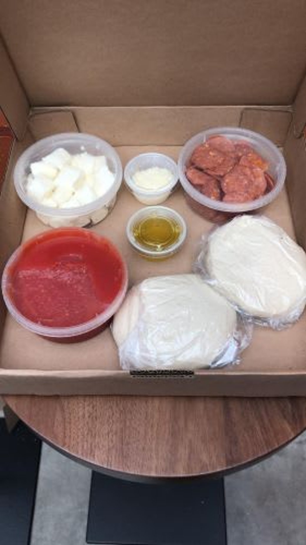 Make Your Own Gusto Pepperoni Pizzas