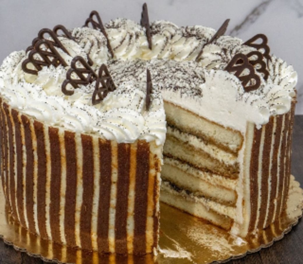 Tiramisu Cake 