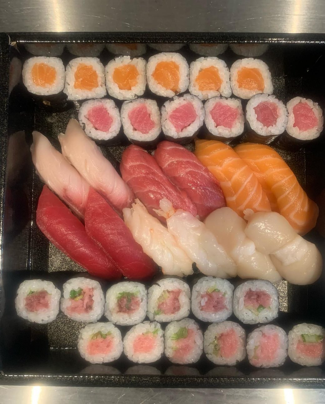 Traditional Sushi Platter 