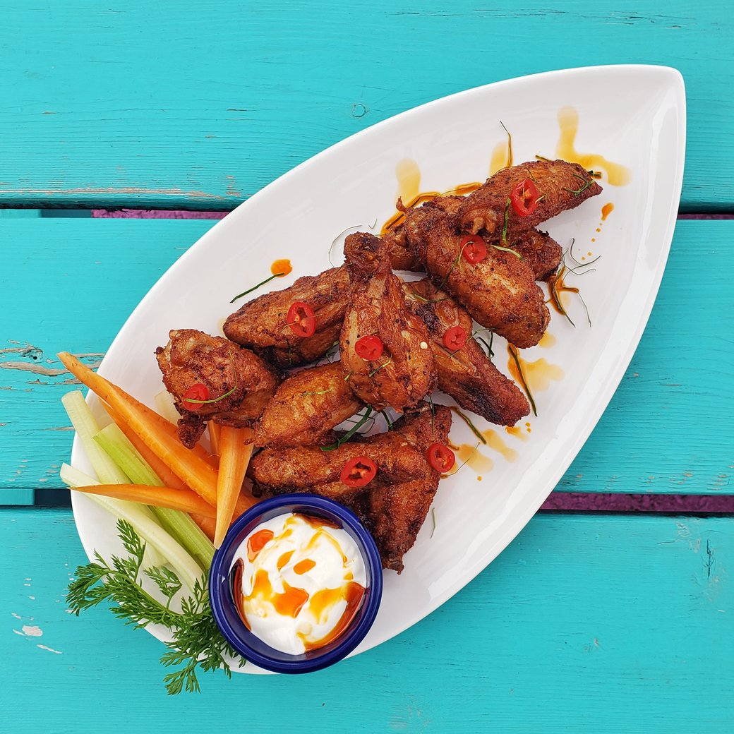 Tom Yum Chicken Wings (10 pieces)