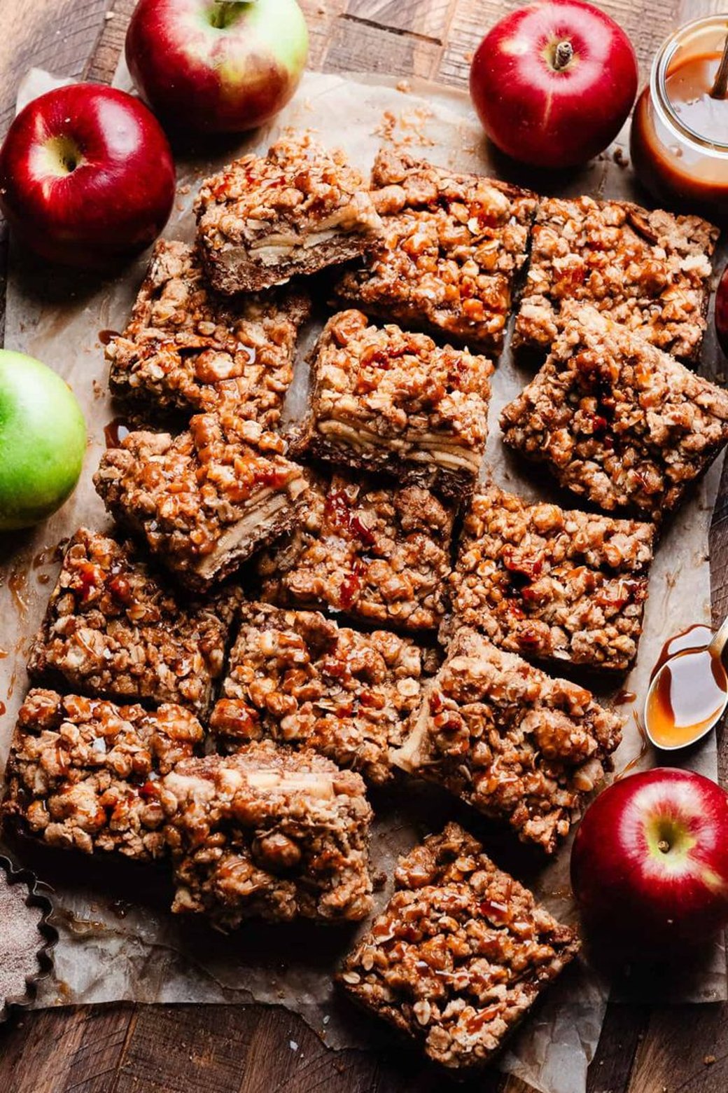 Caramel Apple Cheesecake Bars