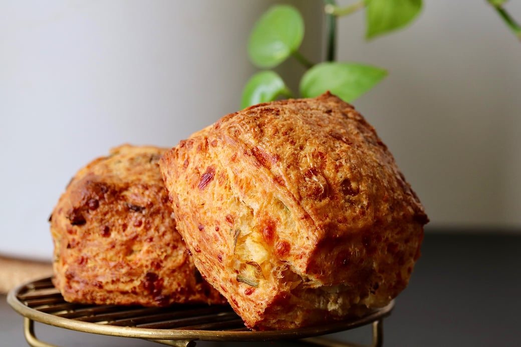 Cheddar and Green Onion Scone