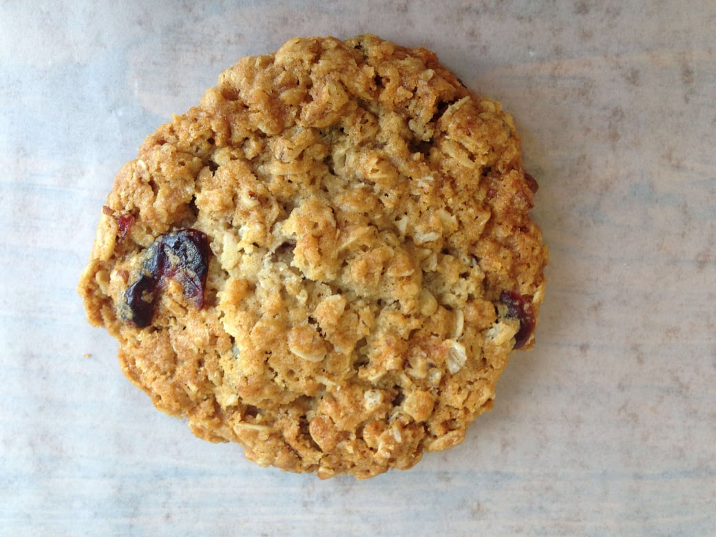 Oatmeal cranberry pecan cookies (egg-free)