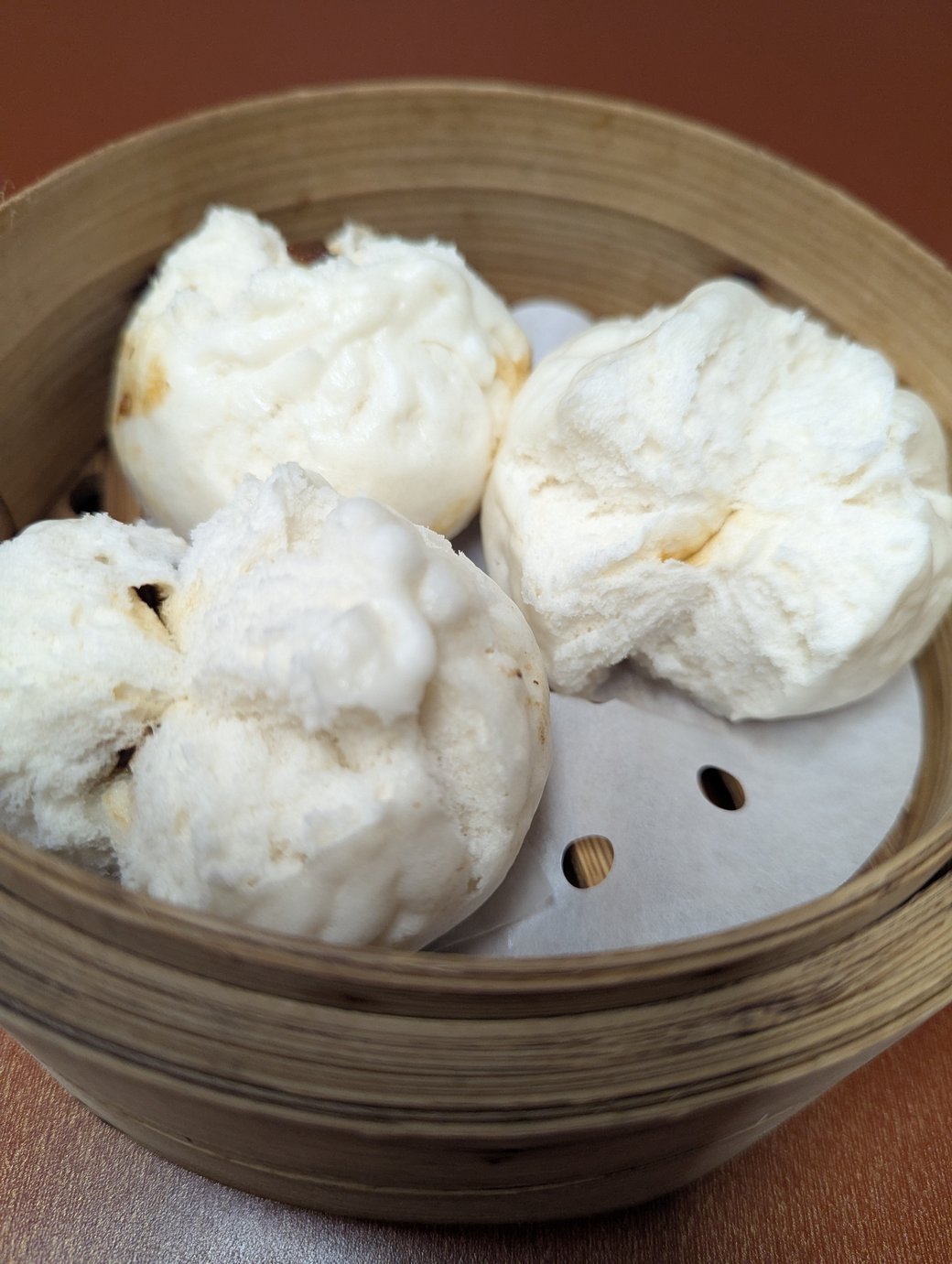 BBQ Pork Bun 蠔皇叉燒包