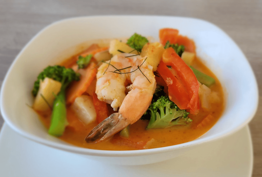 (C4)  Pineapple Curry