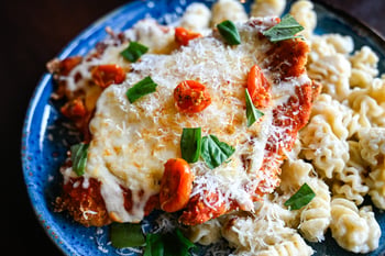 Modern Italian food is not a contradiction in terms. It is what happens when you take the fundamentals:  fresh ingredients, patient preparation, respect for the ingredient, and bring them into a room that feels like today. BellaBrava Midtown is that room on Gramercy Lane. Old-world craft, new-world energy, Tampa Bay at the table. That is what New World Trattoria has always meant. It still does.

📸: Trattoria Chicken Parmesan 

#bellabrava #tampamidtown #modernitalian #newworldtrattoria #italianfood #tamparestaurants