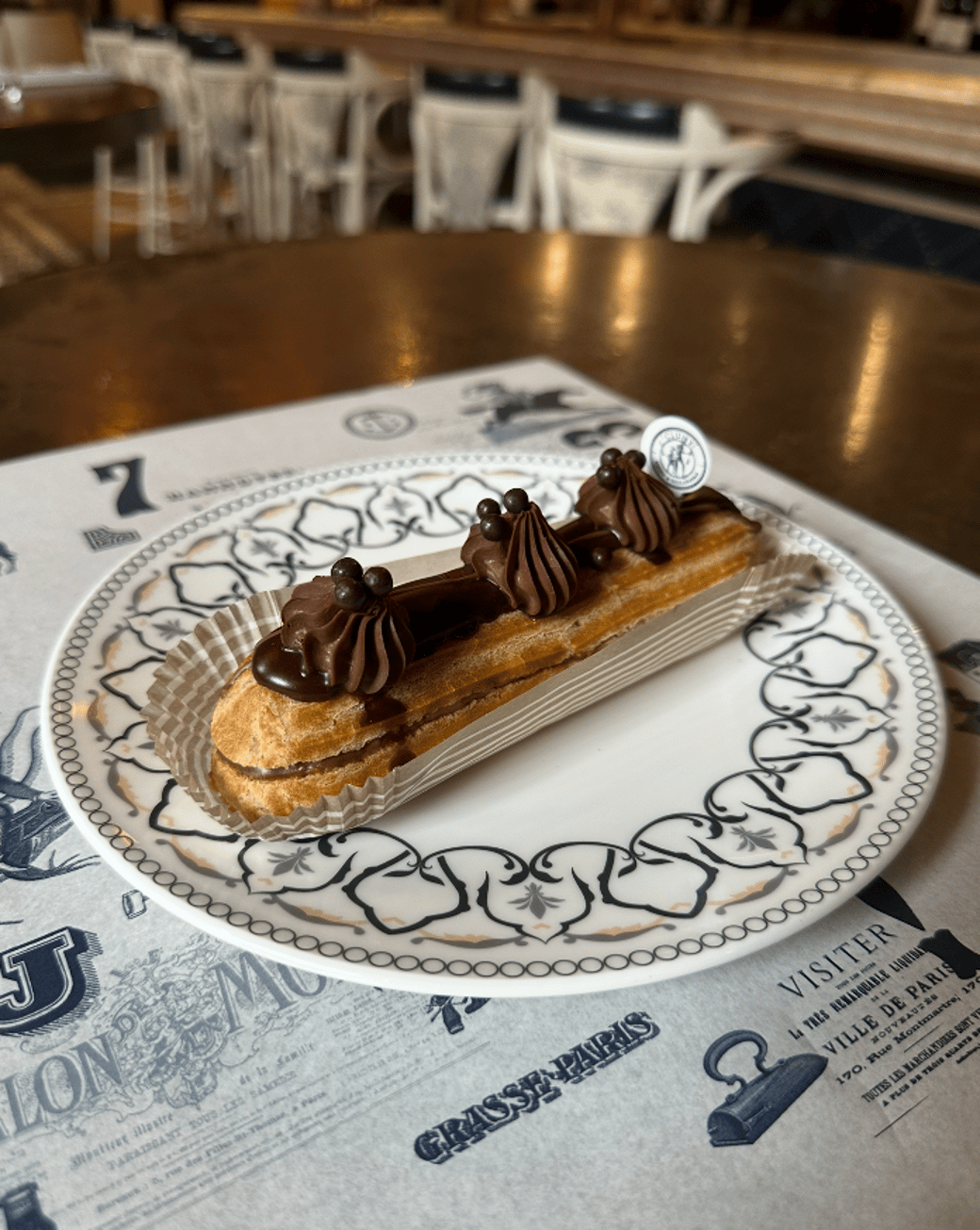 Chocolate Éclair