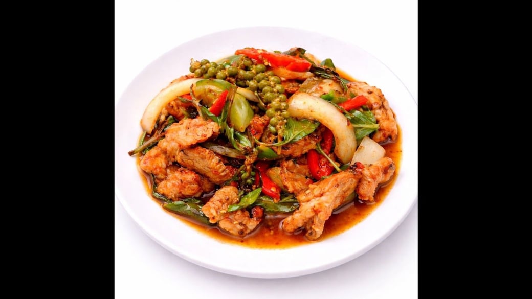 Pad Ped Moo Pah (Spicy Pork Red Curry Paste)