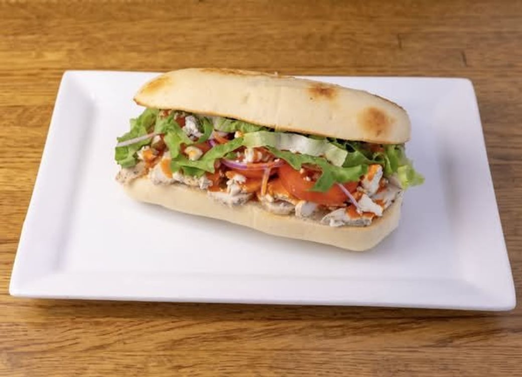 buffalo chicken sando (new)