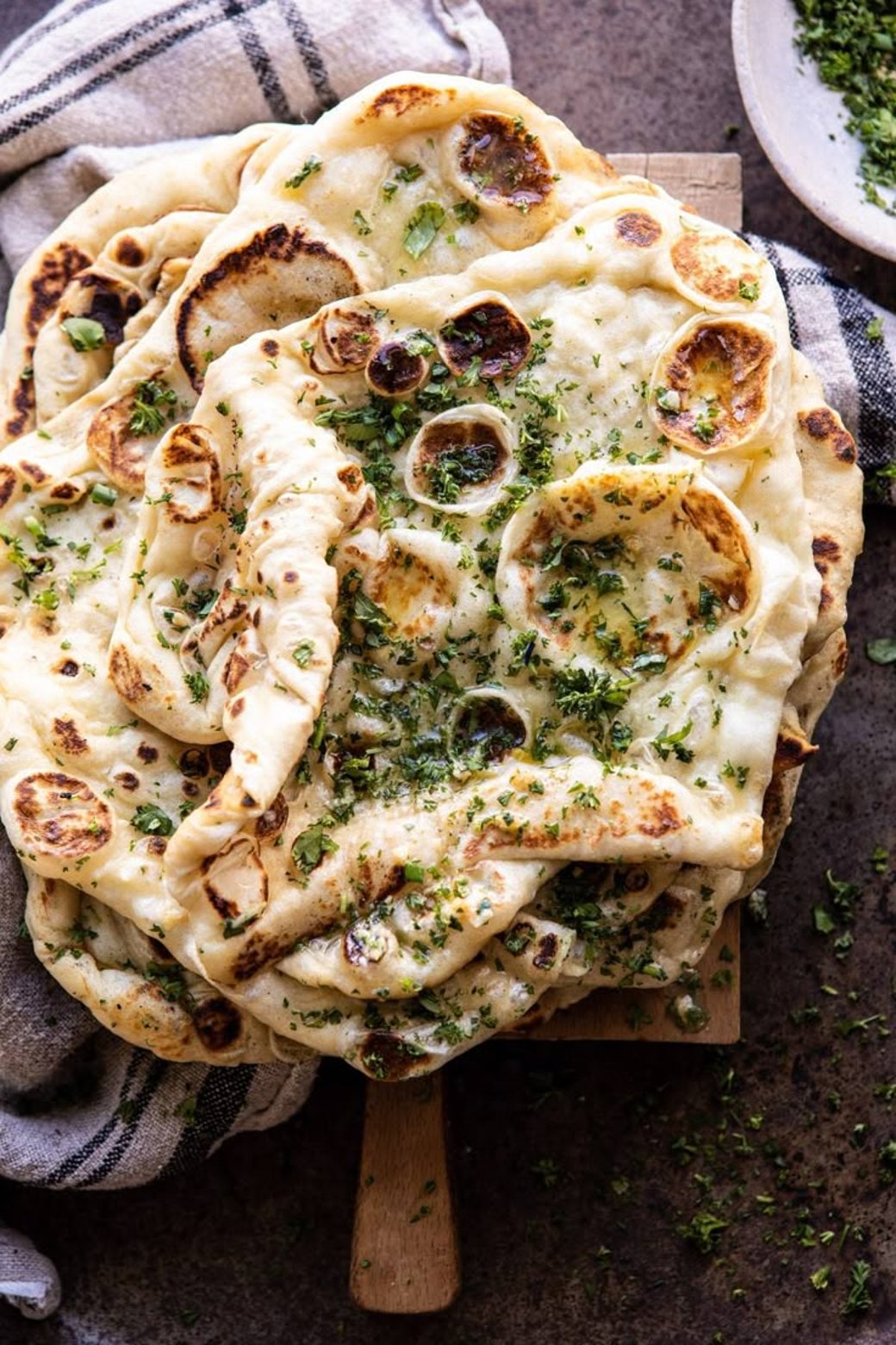 Garlic Herb Naan (4 pieces)