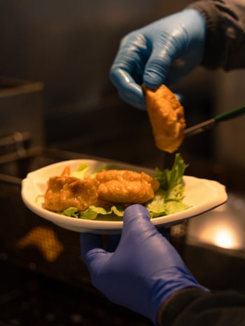 Our Shrimp Gyoza is deep fried perfection! 

Visit our linkin.bio to order now! 
•
•
•
•
#sushiinn #sushiinnyorkville #japanese #torontoeats #sushitoronto #tastetoronto #freshgyoza