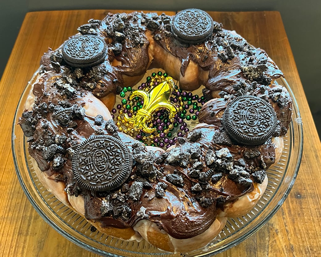 Oreo Cheesecake King Cake