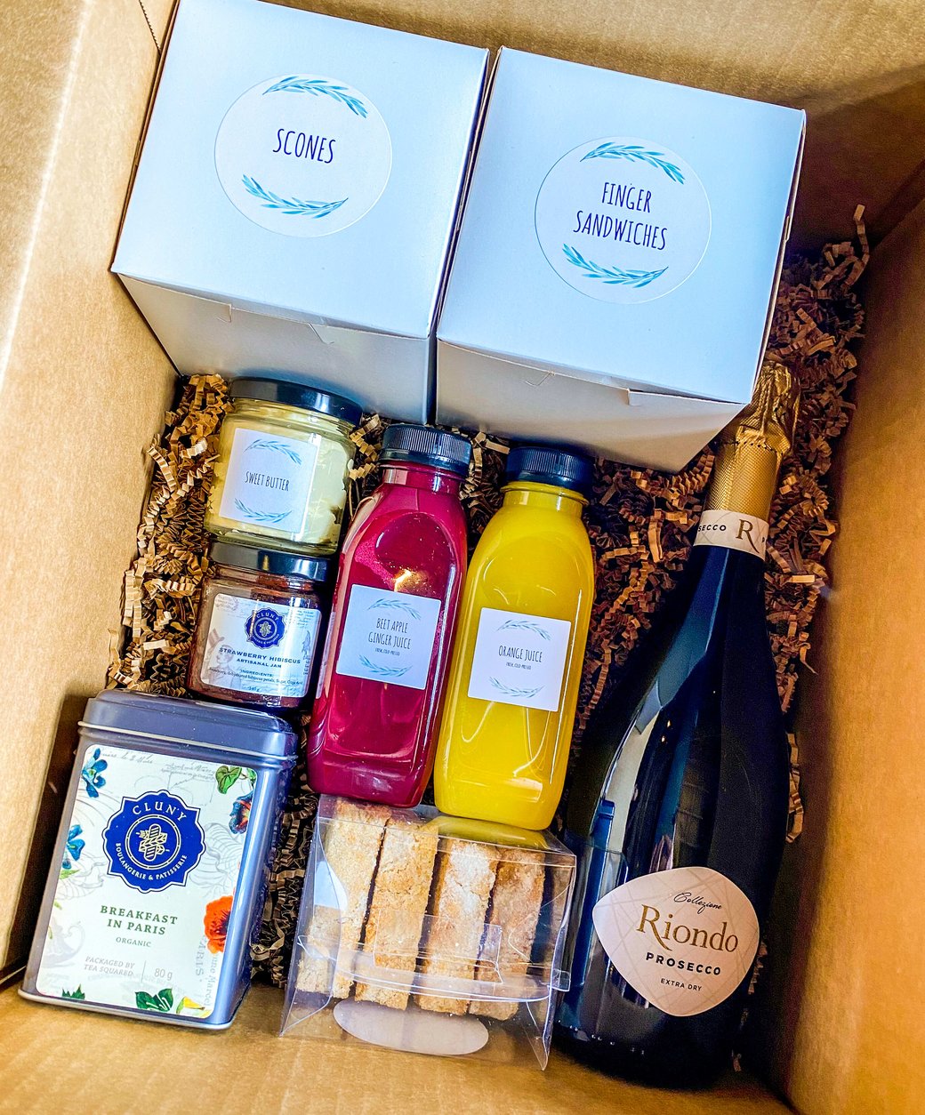 Bubbles & Tea with Mom Box