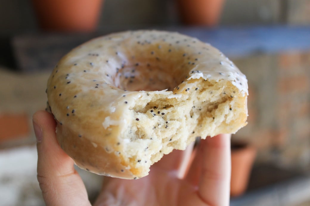 Lemon Poppyseed Cake Doughnut