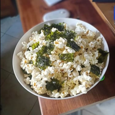 Buttered popcorn with nori seaweed ❤️