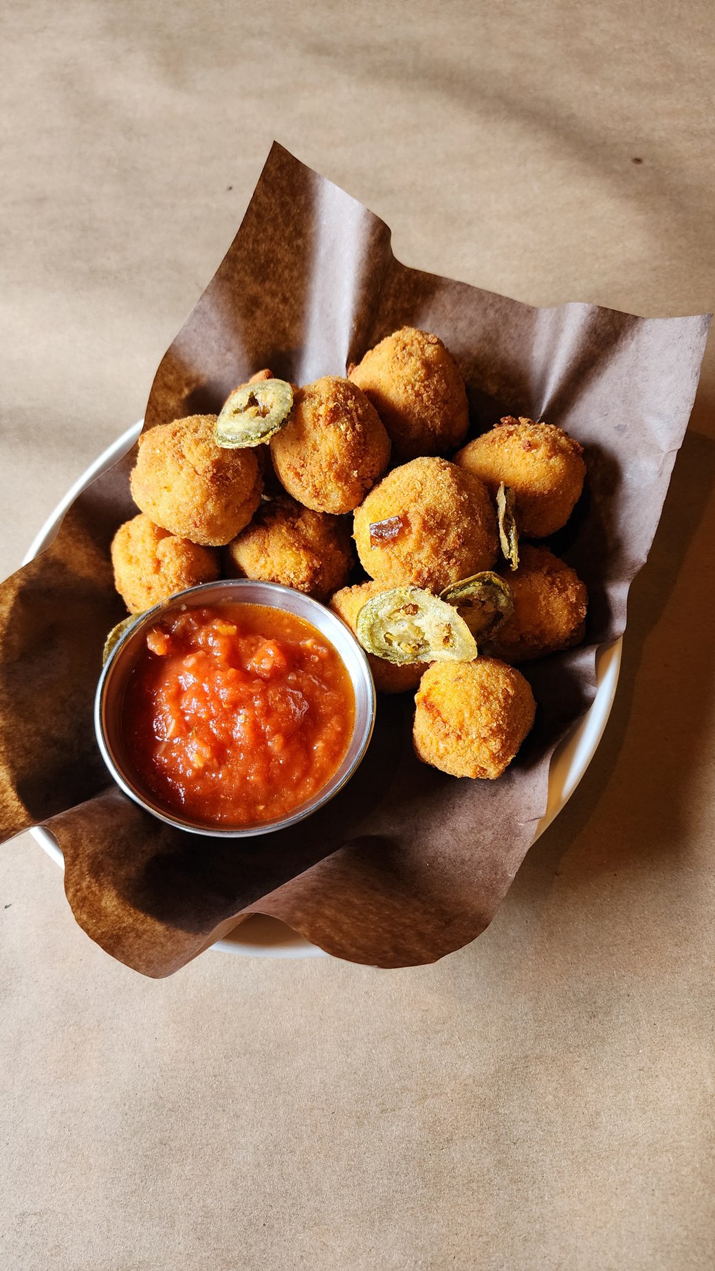 HOT MAC N’ CHEESE POPPERS