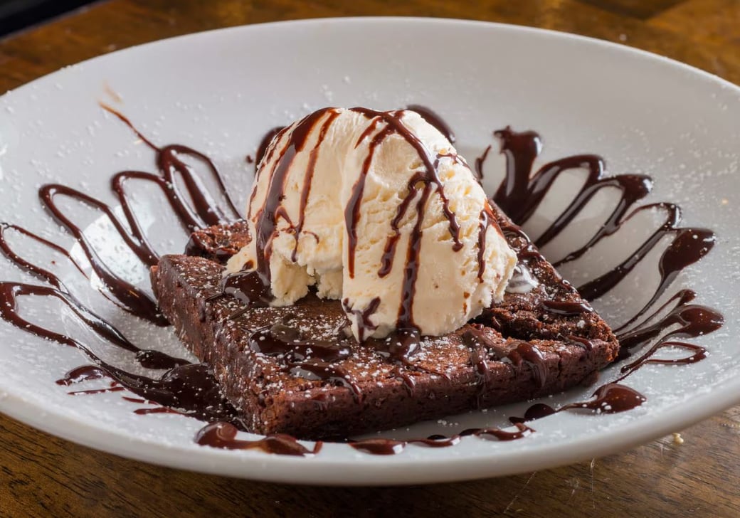 BROWNIE SUNDAE