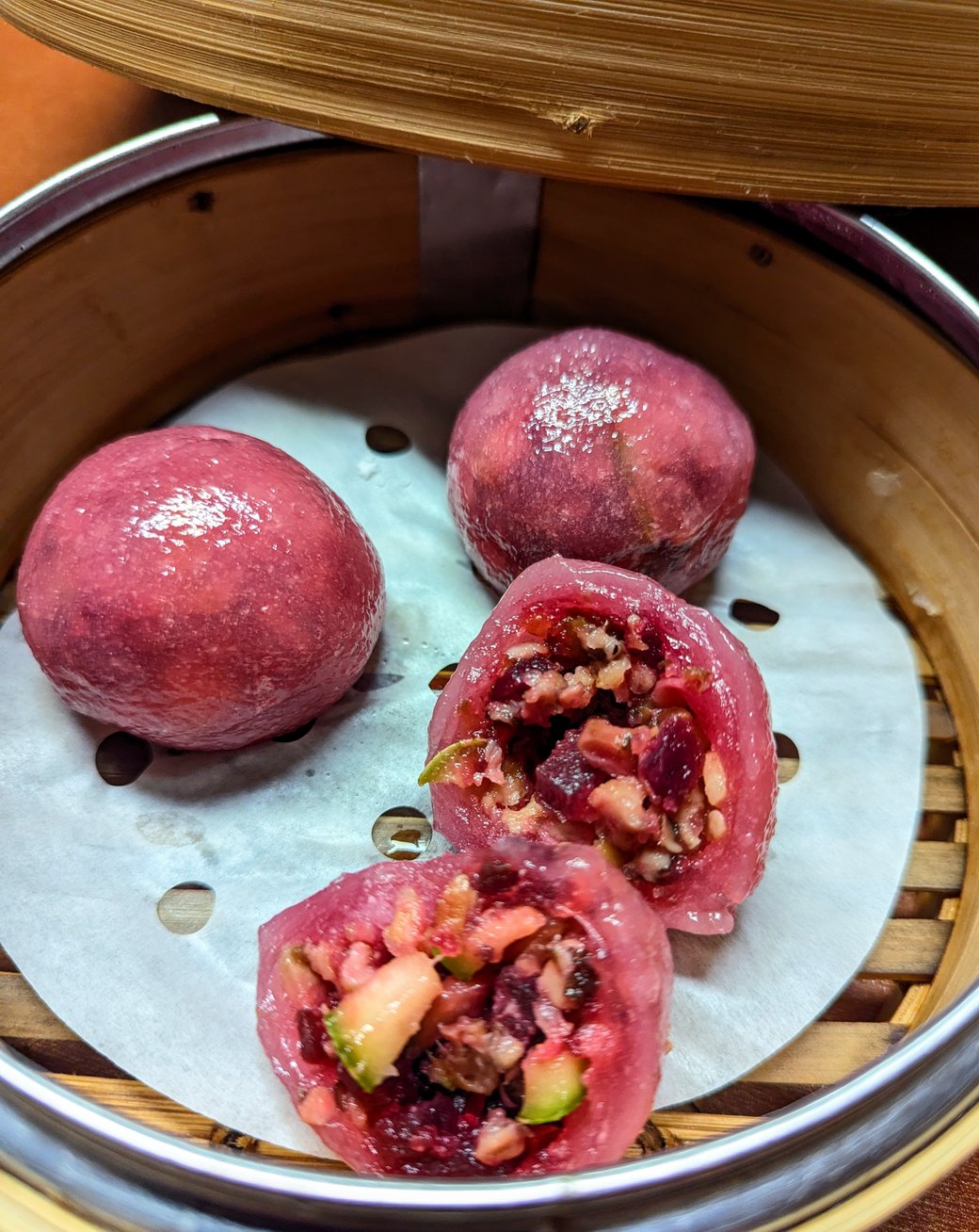 Beetroot Vegetarian Dumpling 紅菜頭素餃