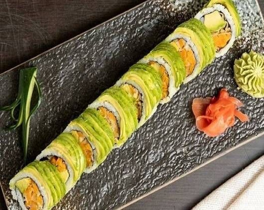 Vegetarian Green Dragon Roll (8)