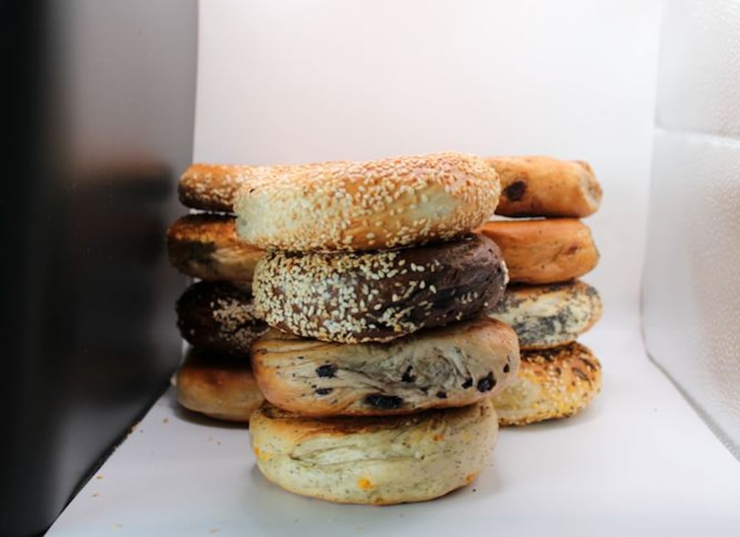 Dozen Bagel