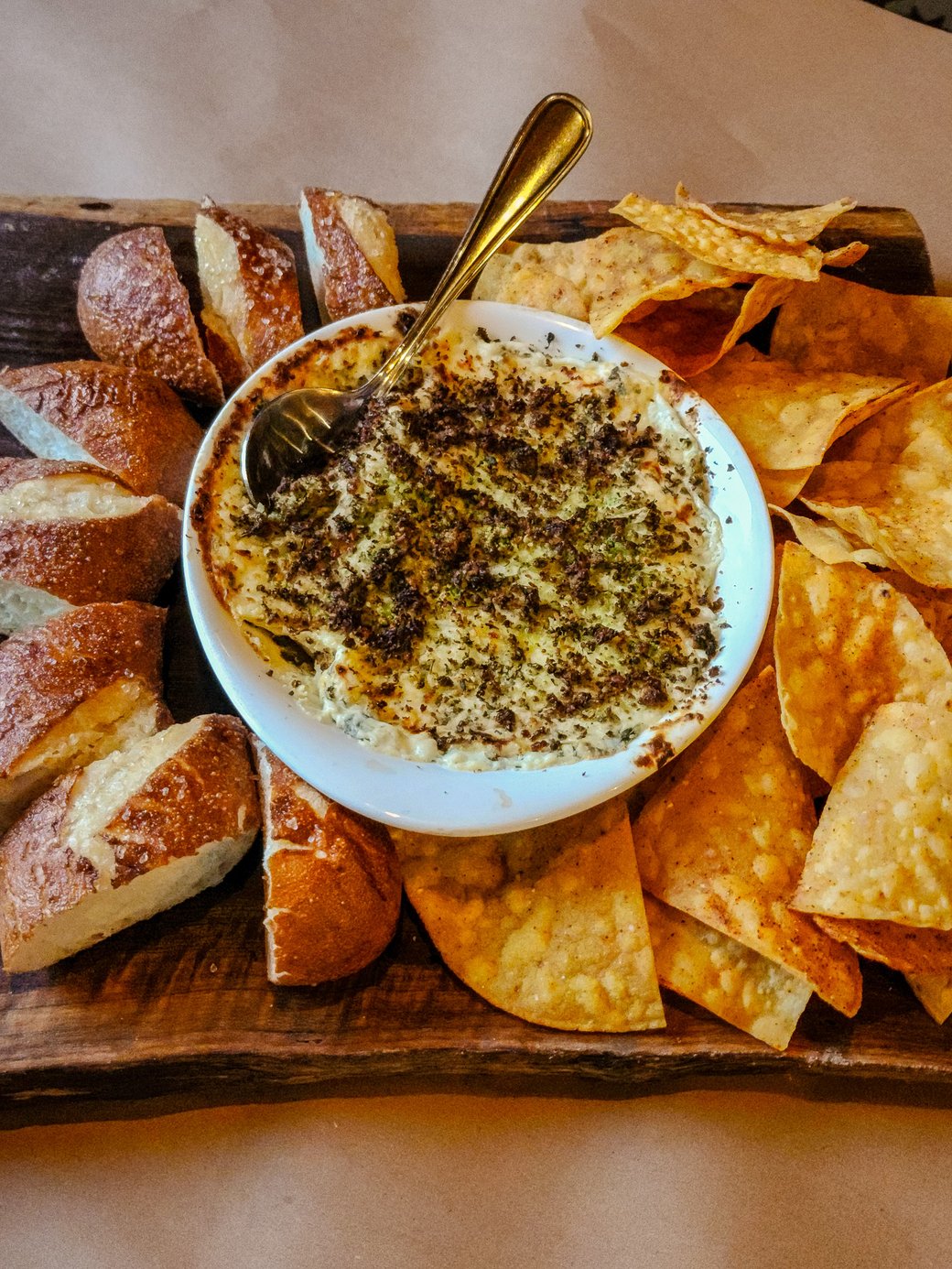BAKED TRIPLE CHEESE SPINACH & ARTICHOKE DIP