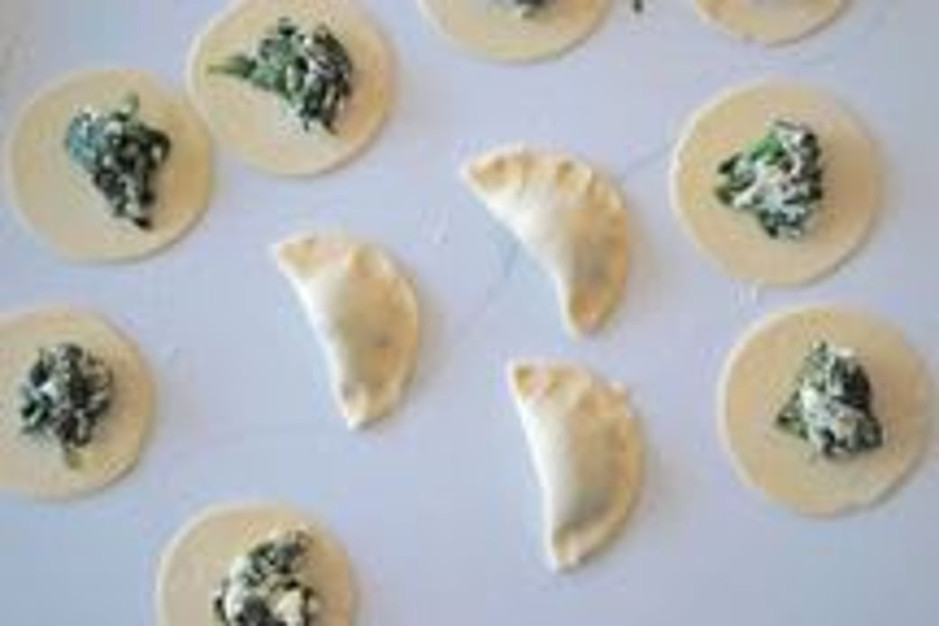 Spinach, Feta and Potato Perogies (6 Perogies)
