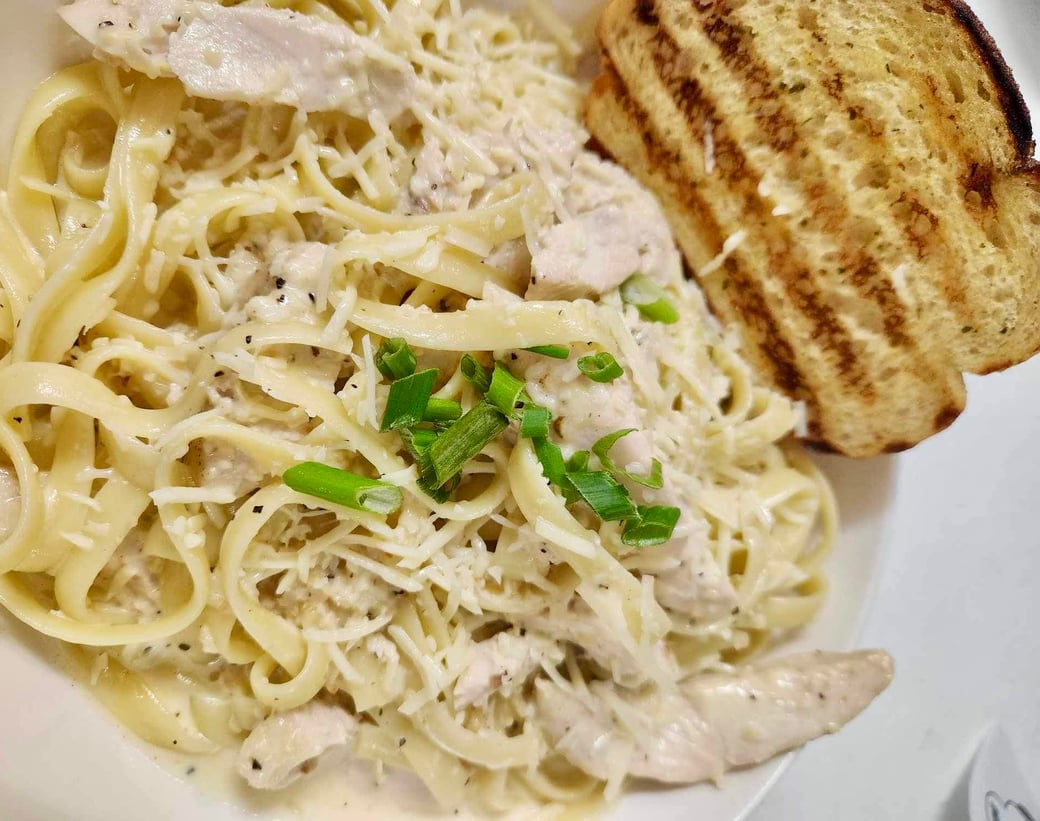 Chicken Fettuccine Alfredo