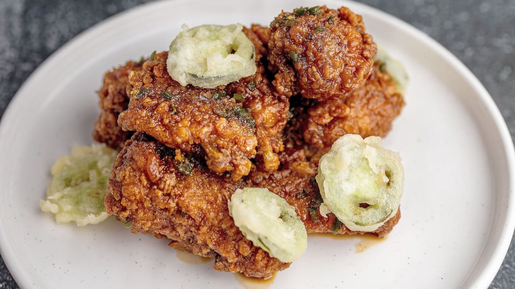 Korean Spicy Soy Garlic Chicken Wings (6 pcs)