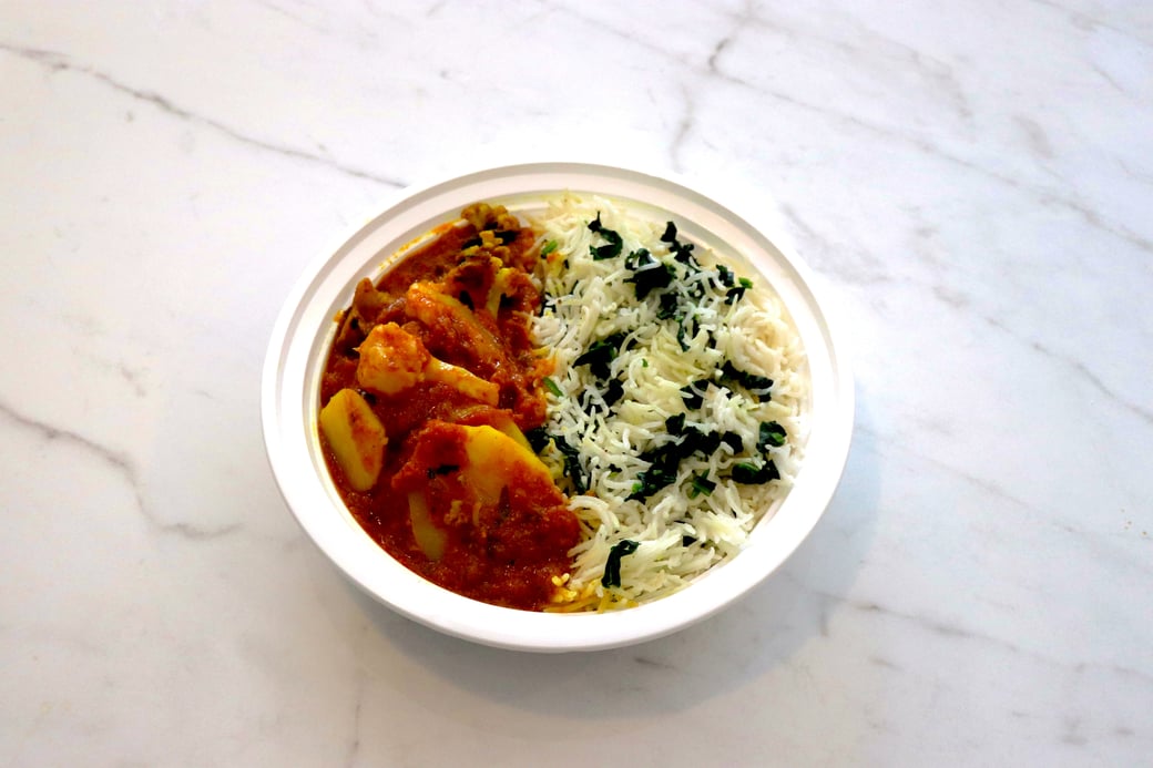 CAULIFLOWER POTATO CURRY 