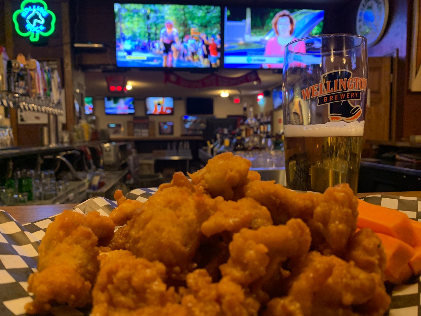 WEDNESDAY BONELESS WING SPECIAL