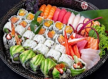 P7 - Tokyo House Party Tray (62pcs)