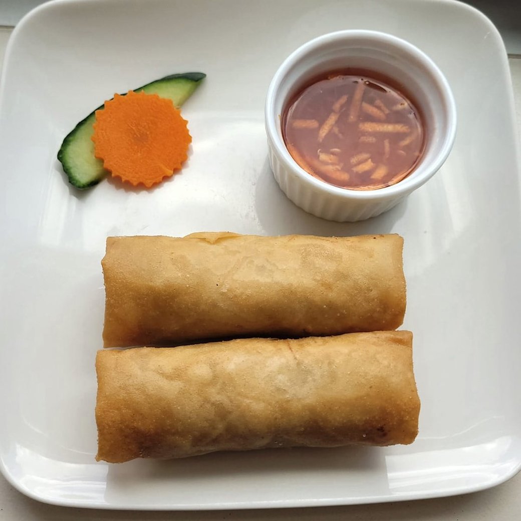 (AV2)  Vegetarian Spring Rolls