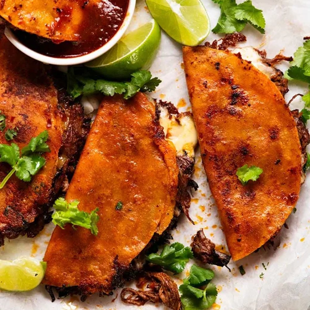 Birria Tacos (2pc)