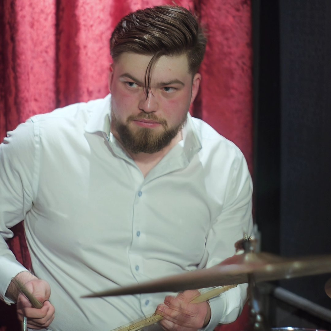 ANDREW SCHOETTLER TRIO