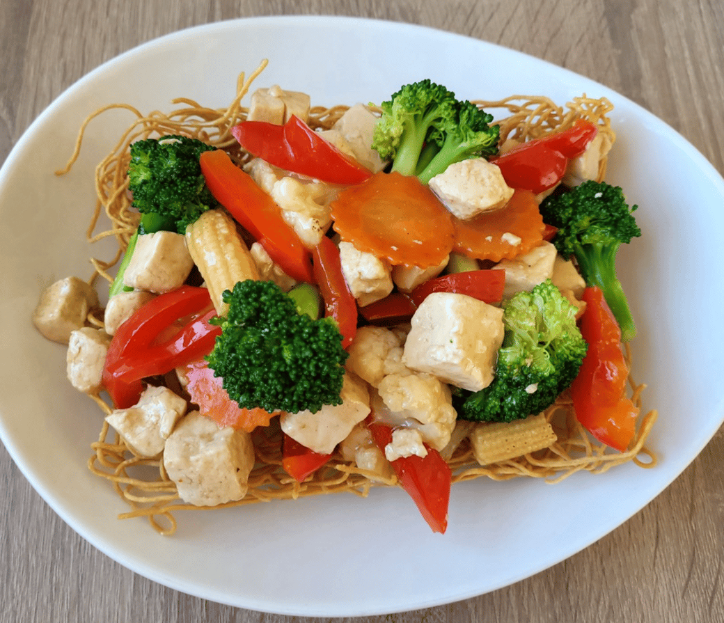 (N7)  Sautéed Tofu and Mixed Vegetables on Vermicelli