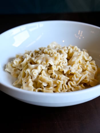 Every batch of pasta dough you taste on Beach Drive started the day before, rested and, made with the kind of patience that doesn’t show up on a menu description but absolutely shows up in the first bite. No plans to change.

📸: Caccio e Pepe 

#bellabrava #stpete #housemadepasta #italianfood  #tampaeats