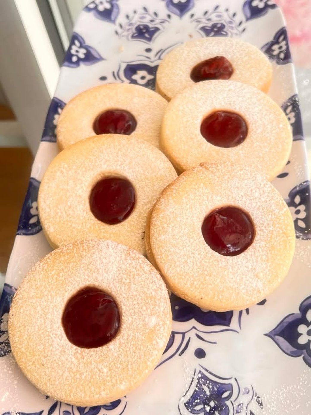 Linzer Jam Cookies 