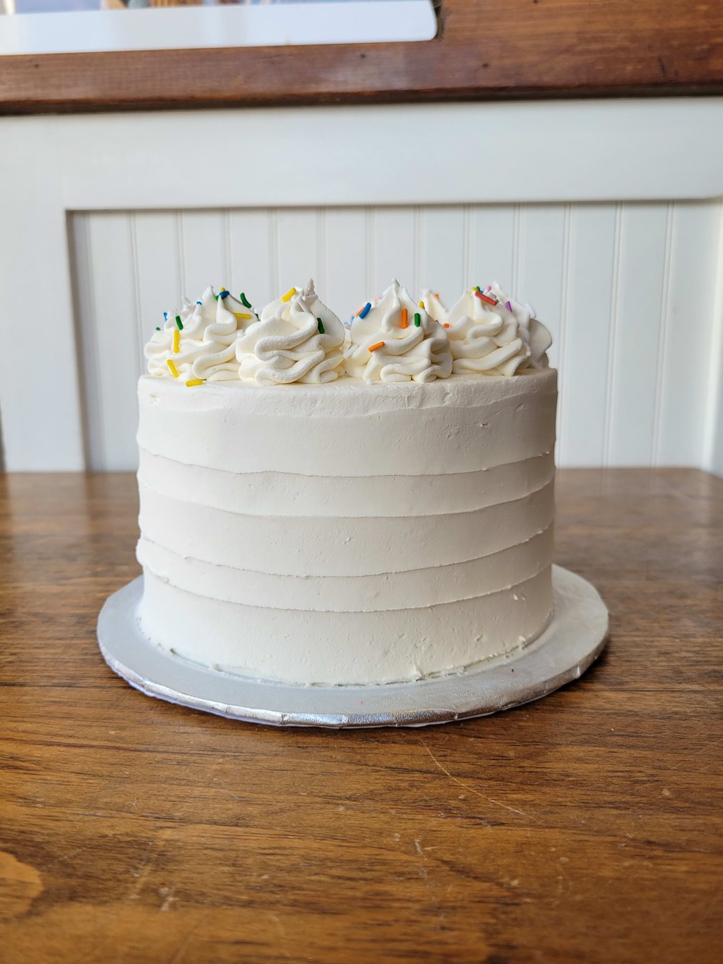 Vanilla party cake