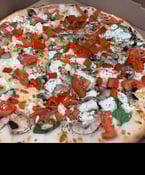 Feel like trying something different? 

Here at Alba pizza you can change the base of the pizza to anything you want. 
Just like this Pesto Sauce pizza 😍🍕
#pestosauce #pizza 

Call us today at 705-740-7595 ! 
SkipTheDishes, UberEATS, DoorDash.