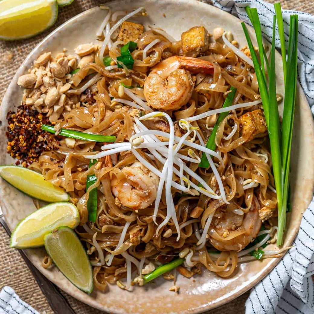 Chicken & Shrimp Pad Thai