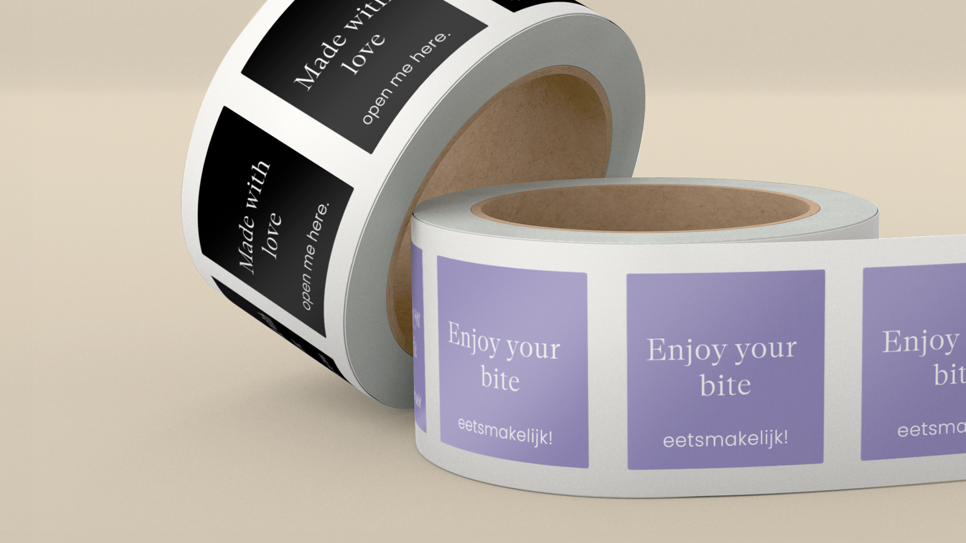 Etiketten op rol met bedrukking