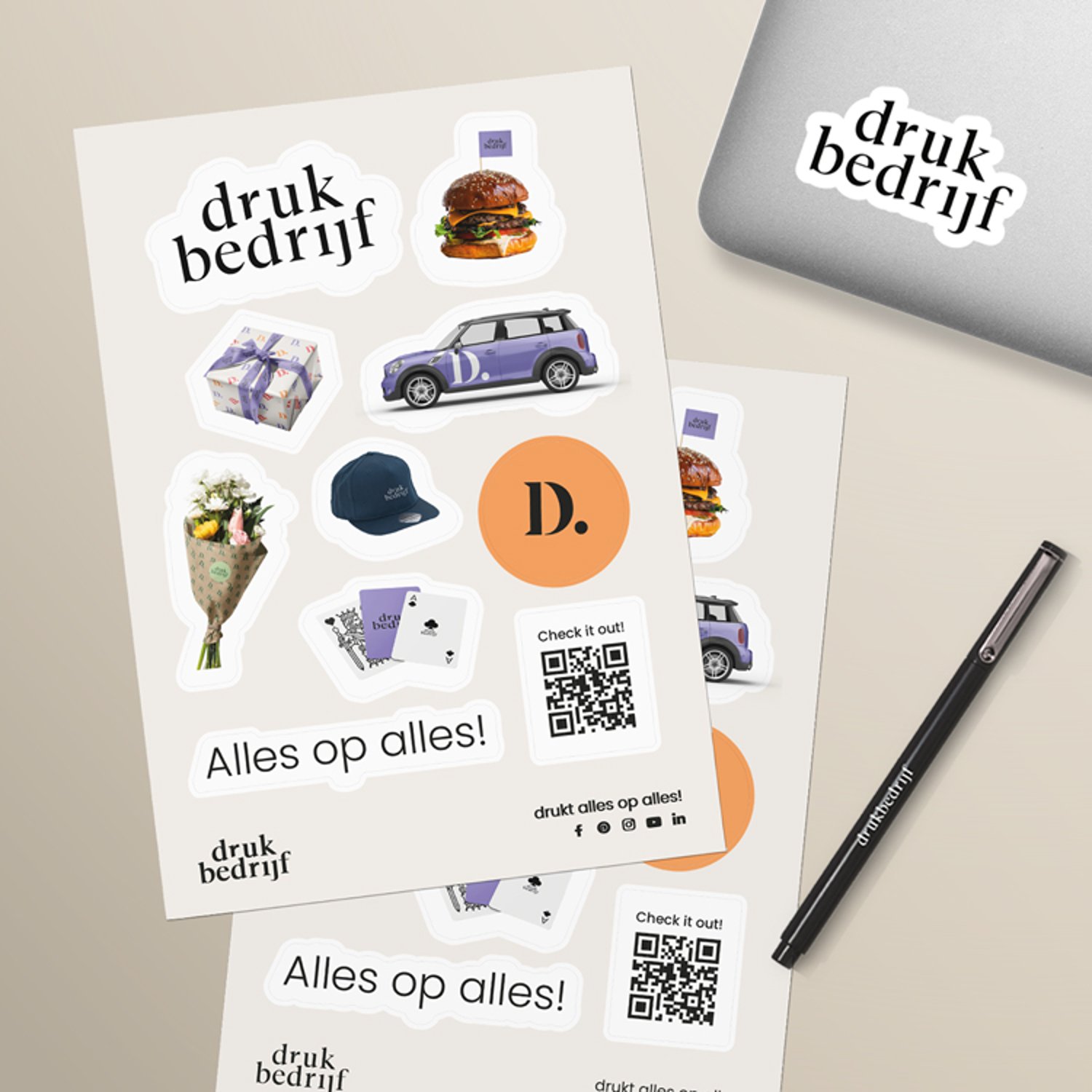 Stickervellen met verschillende stickers