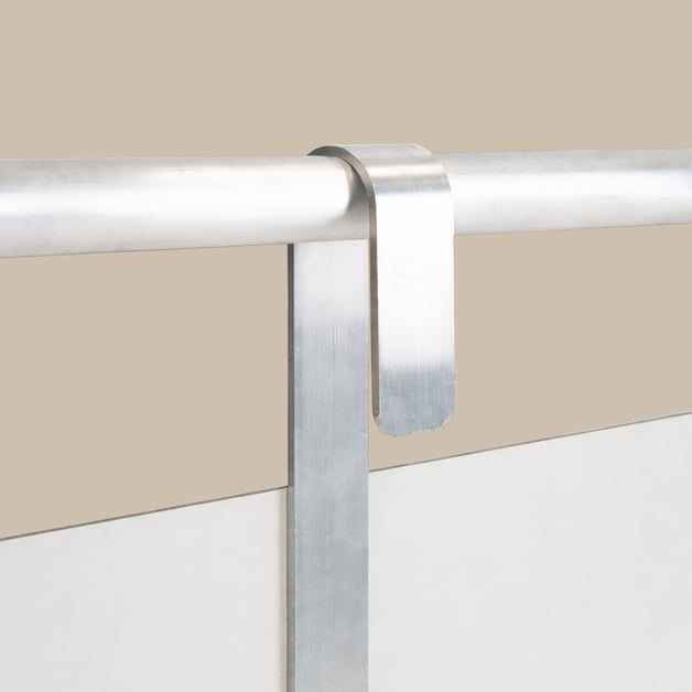 Sponsorbord met haken bedrukken