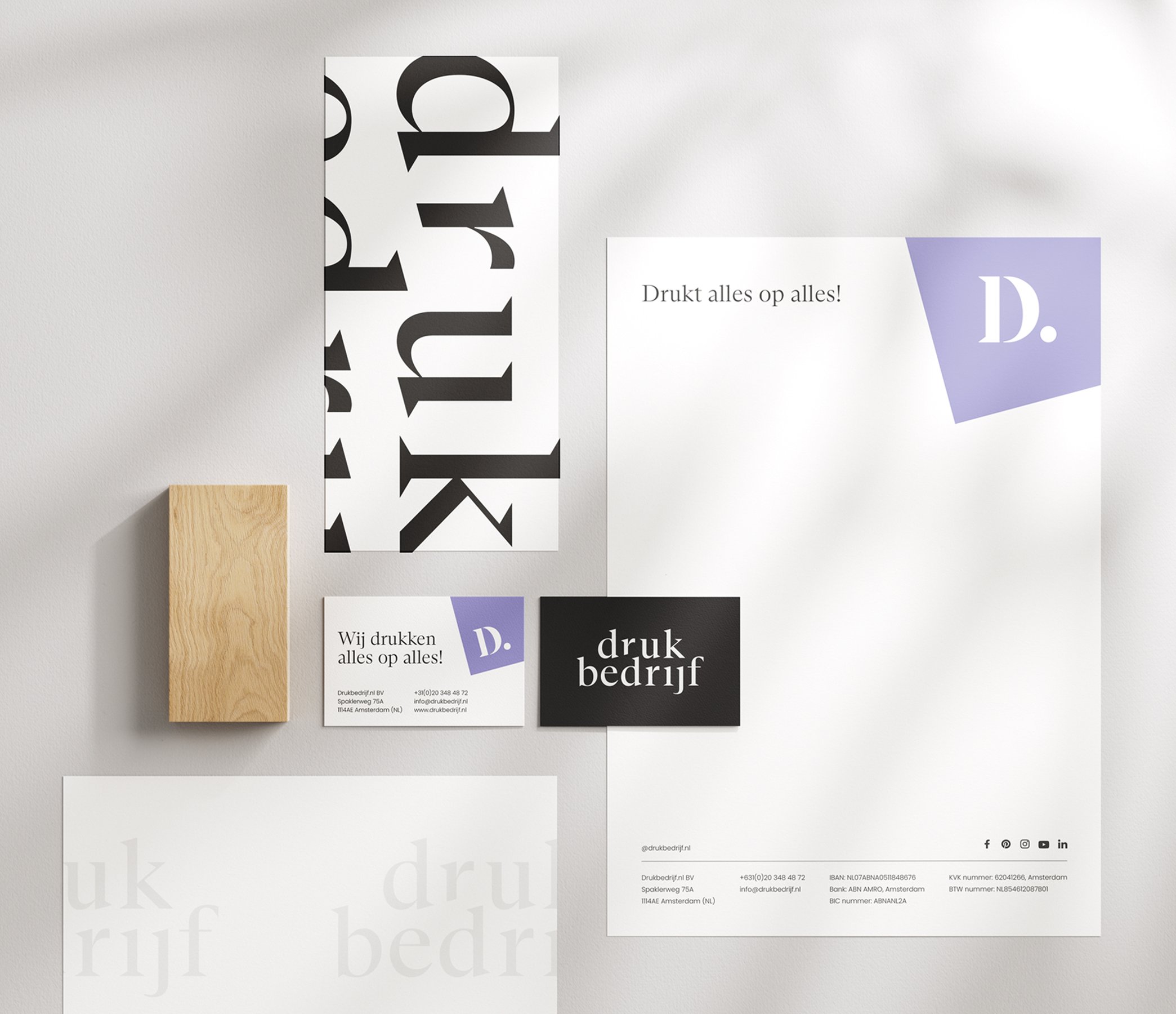 Papier en visitekaartjes bedrukt in huisstijl ontwerp