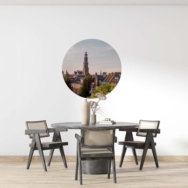 Opvallende behangcirkel met bedrukte merknaam