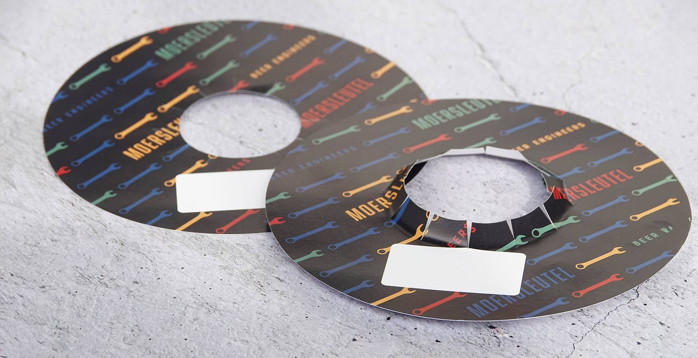 Gestanst bierfust met stansmes