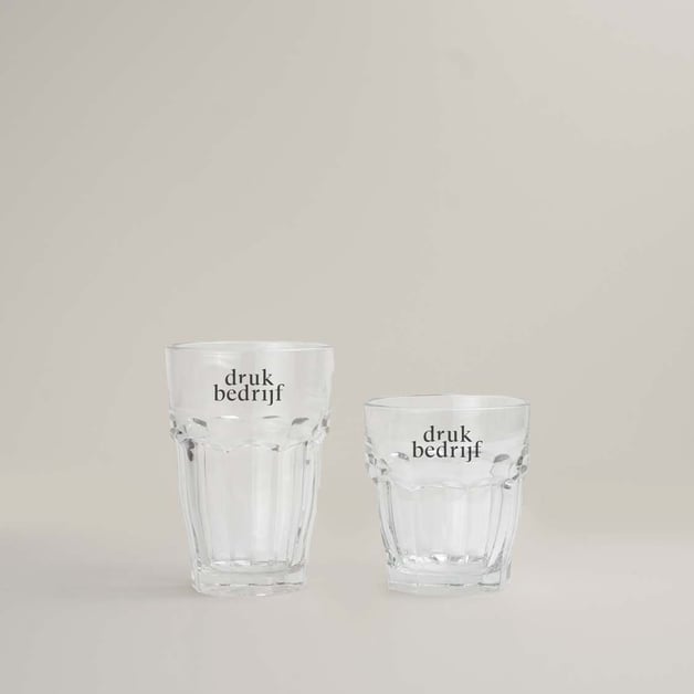 Drinkglazen met unieke bedrukking voor klanten en personeel