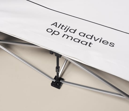 Gepersonaliseerde wand voor merkpromotie