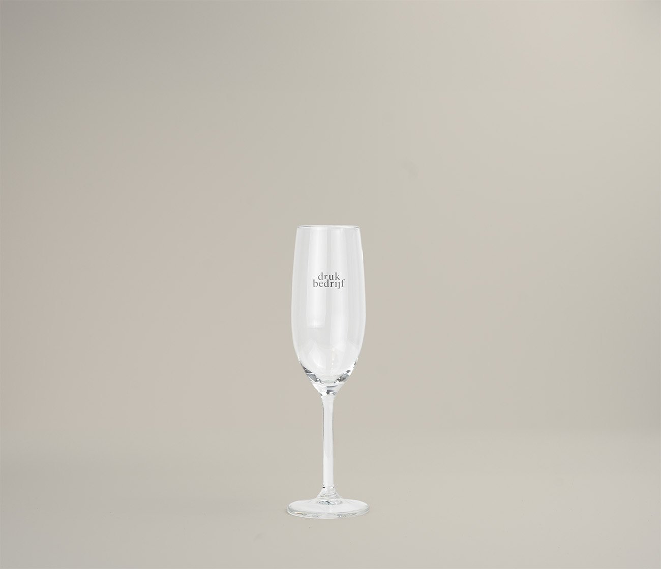 Luxe champagne glazen met stijlvolle branding