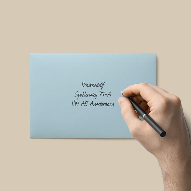 Gekleurde-Envelop-Schaar